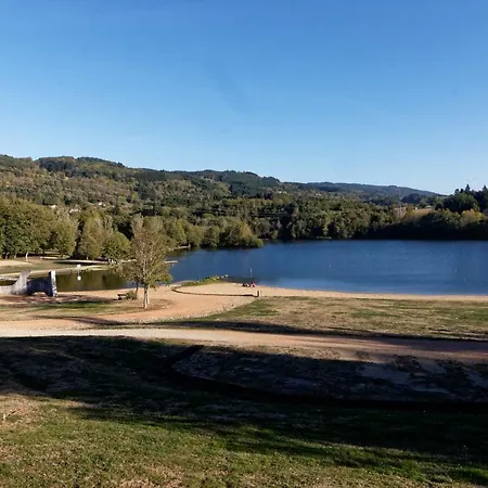 De 25 Chemin Du Grand Pacher Le Bourg De 63120 *