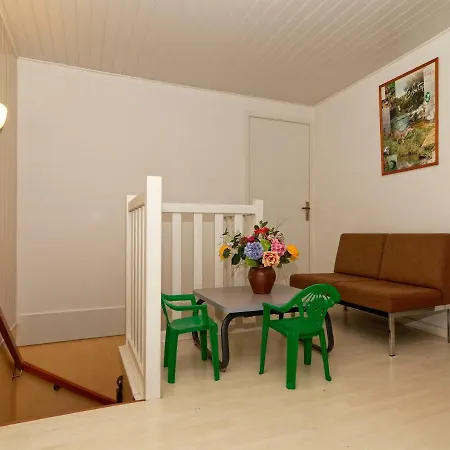 Ferienhaus De 25 Chemin Du Grand Pacher Le Bourg De 63120 *