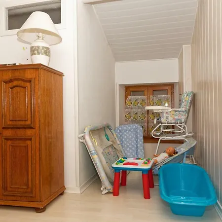 Holiday home De 25 Chemin Du Grand Pacher Le Bourg De 63120