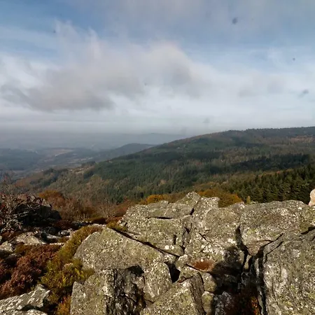 De 25 Chemin Du Grand Pacher Le Bourg De 63120 *