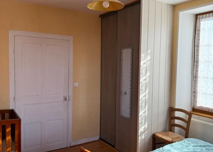 Prázdninový dům De 25 Chemin Du Grand Pacher Le Bourg De 63120